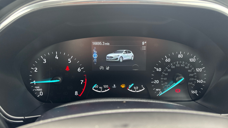 Ford Focus 1.0 EcoBoost Titanium 5dr Petrol Hatchback